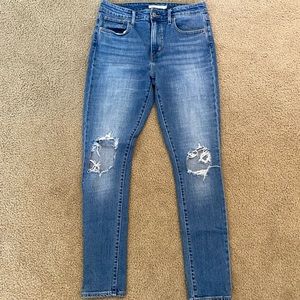 Levi’s 721 High Rise Skinny Jeans